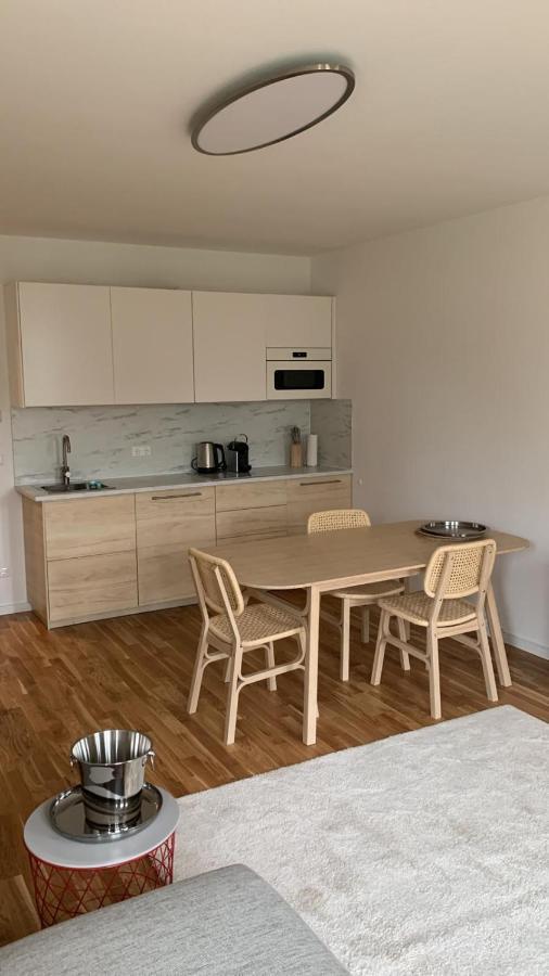 Neue Stillvolle Wohnung Im Steinbach Palais, Ideale Lage Бад Заров Екстериор снимка