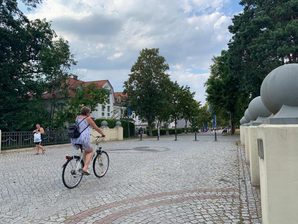 Neue Stillvolle Wohnung Im Steinbach Palais, Ideale Lage Бад Заров Екстериор снимка